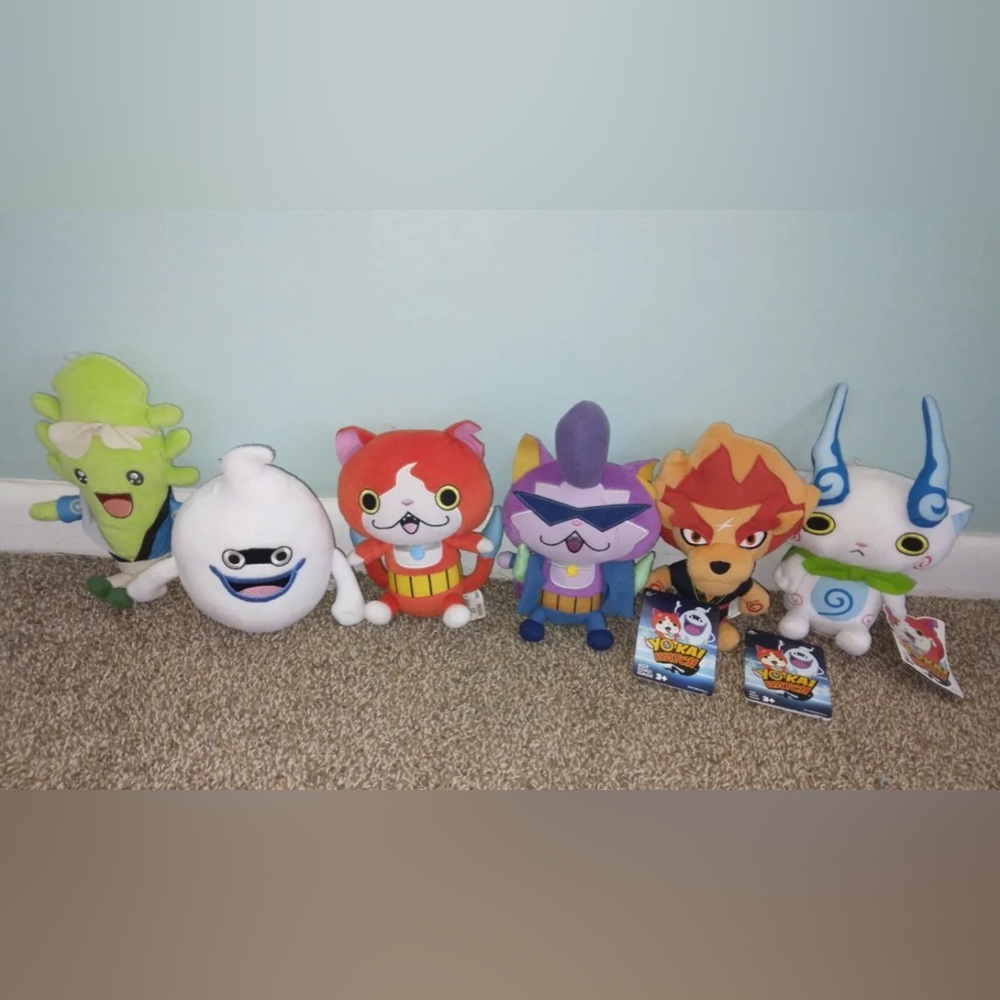 Super Rare 
(Lot of 6) 6-8 in. 2015 Hasbro Yo-kai Watch Plushies.